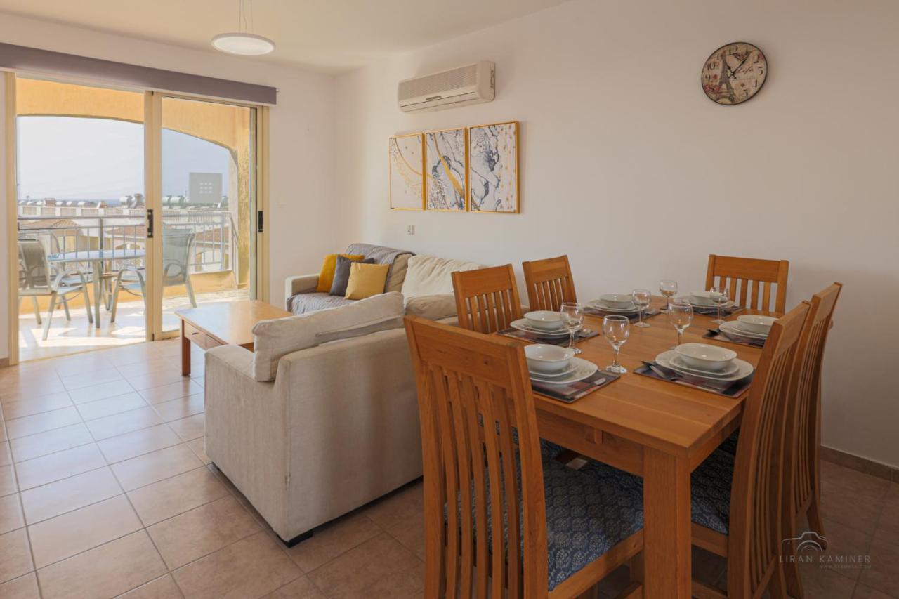 Royal Seacrest Crown-Jewel, 2B, Pools, Sea, Center Apartment Paphos Exterior photo