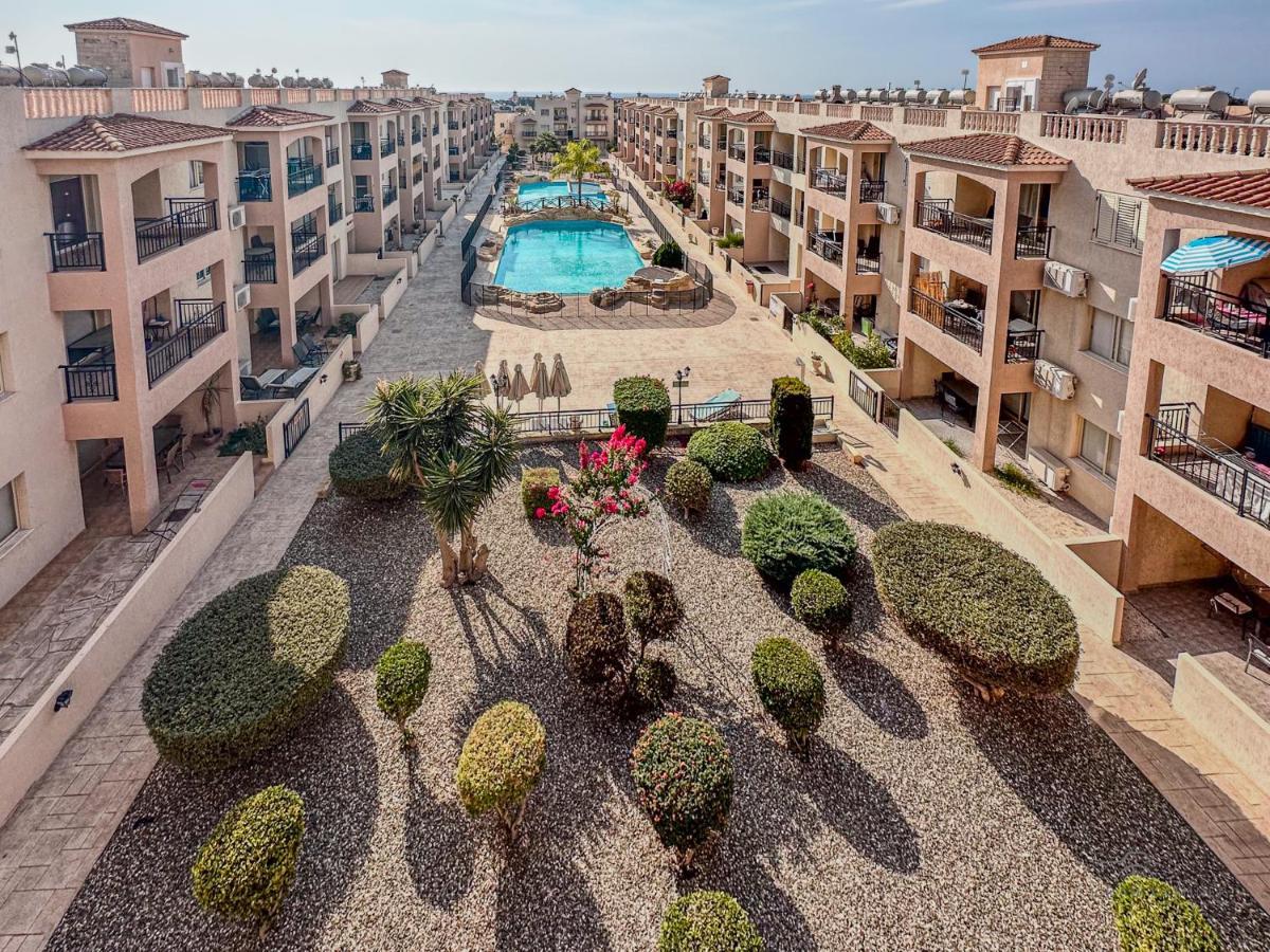 Royal Seacrest Crown-Jewel, 2B, Pools, Sea, Center Apartment Paphos Exterior photo