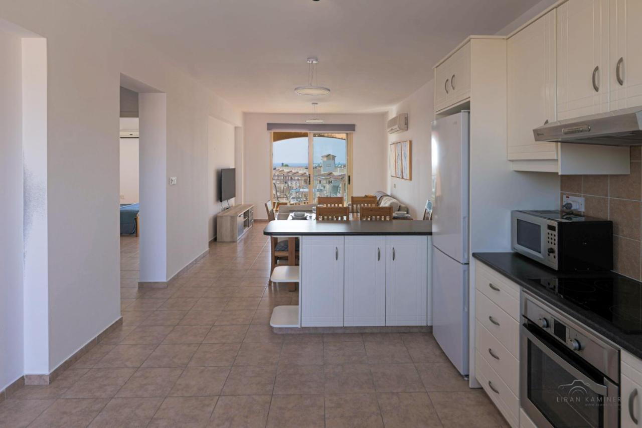 Royal Seacrest Crown-Jewel, 2B, Pools, Sea, Center Apartment Paphos Exterior photo