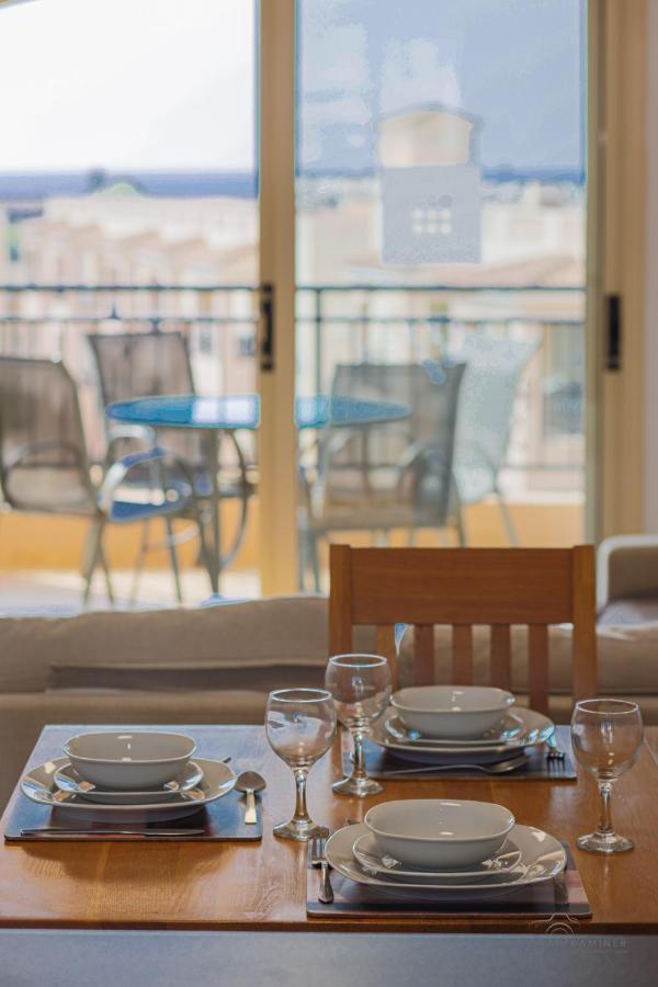 Royal Seacrest Crown-Jewel, 2B, Pools, Sea, Center Apartment Paphos Exterior photo